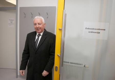 ODPRTJE NOVIH PROSTOROV ZOBNE ORDINACIJE V ZD CERKNICA-ENOTA NOVA VAS 19 FOTO LJUBO VUKELIČ